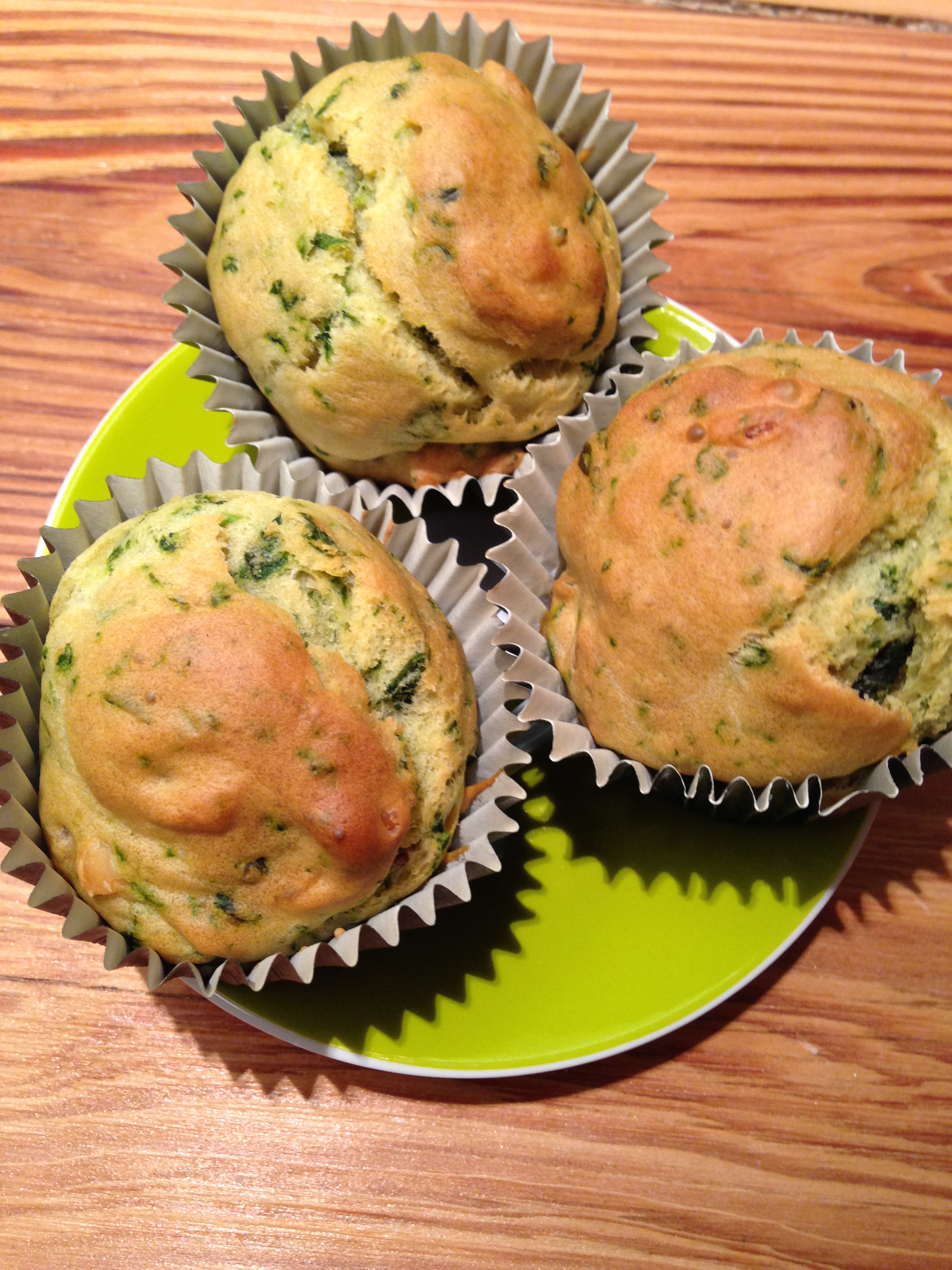  bärlauch-pinienkerne-muffins | wild garlic pine nuts muffins | vegan | vegetarian ❤