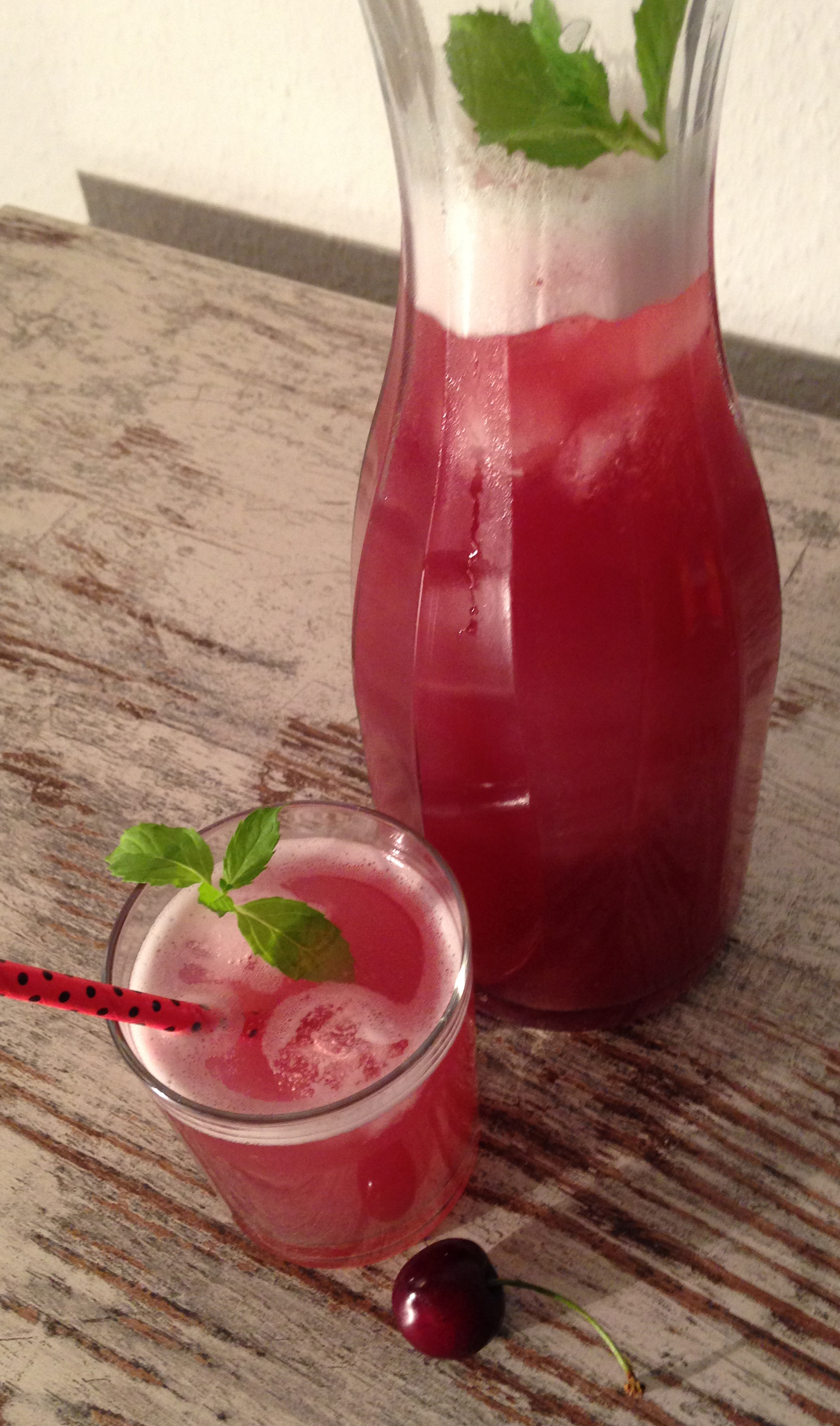 vanille-kirsch-limonade | vanilla-cherry-lemonade | vegan | vegetarian | vegetaisch | summerdrink