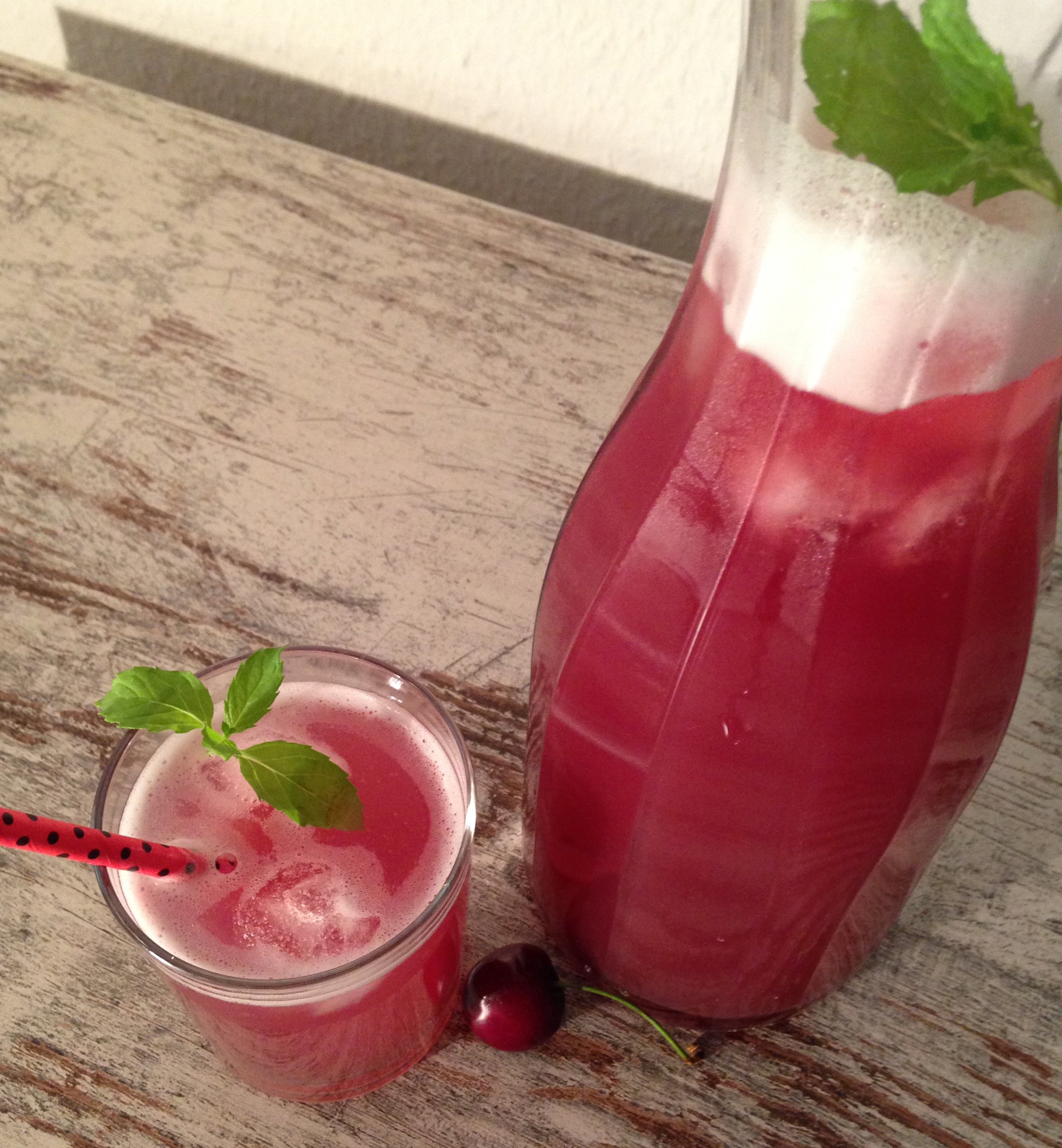 vanille-kirsch-limonade | vanilla-cherry-lemonade | vegan | vegetarian | vegetaisch | summerdrink