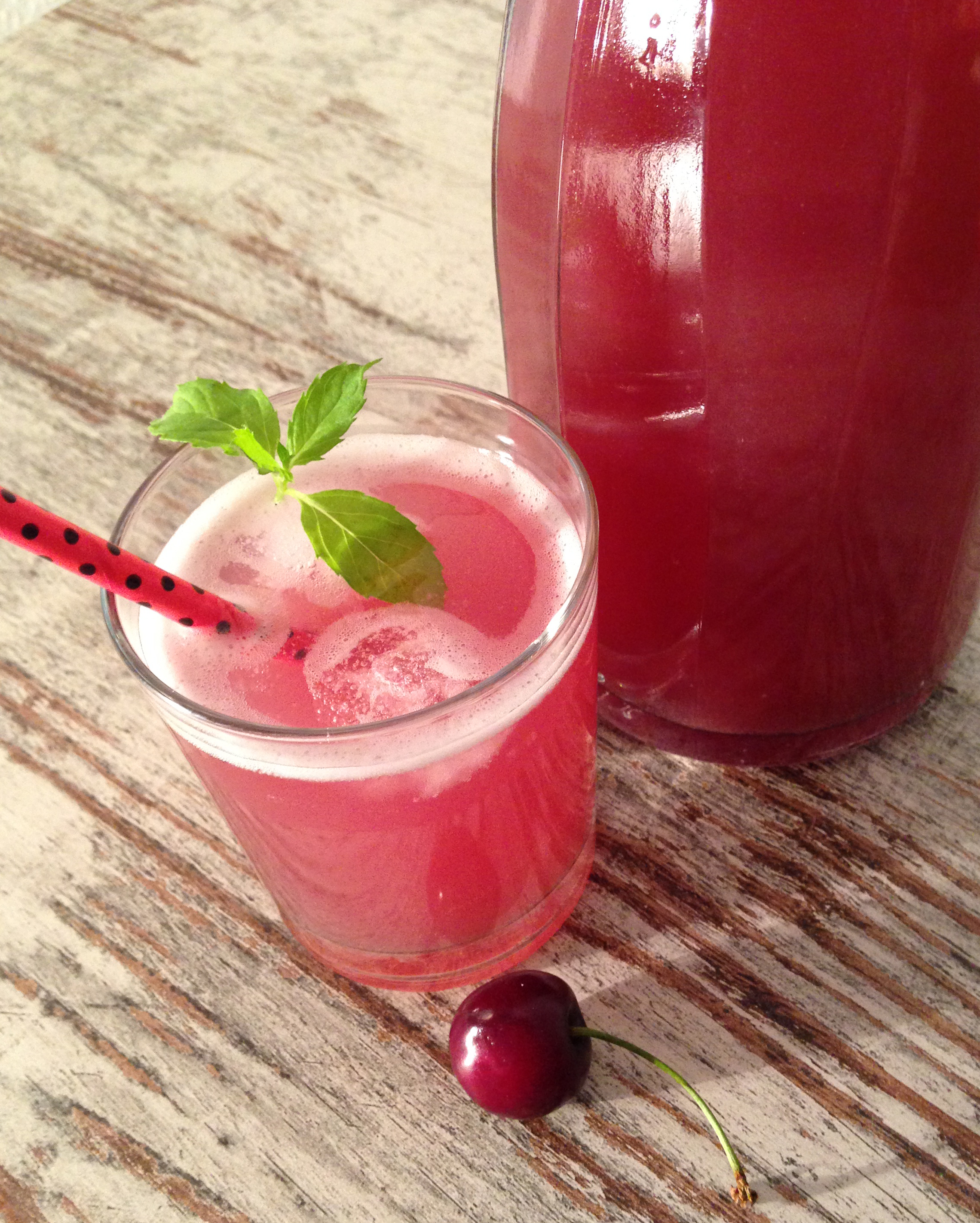 vanille-kirsch-limonade | vanilla-cherry-lemonade | vegan | vegetarian | vegetaisch | summerdrink