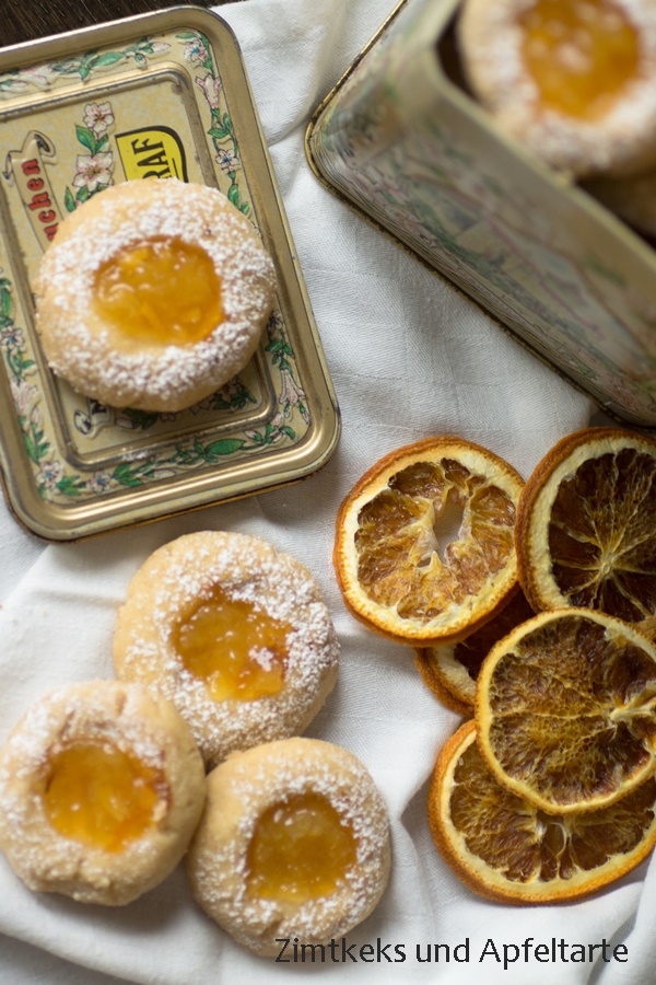 {#nomnomsguests} vegane thumbprint-cookies mit orangenmarmelade | andrea von zimtkeks und apfeltarte (vegan)