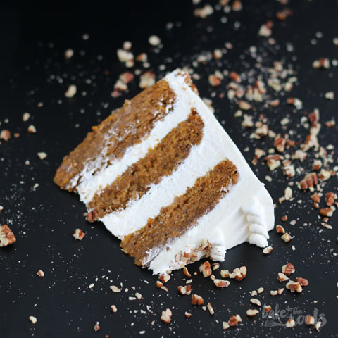 {#nomnomsguests} vegan carrot cake | marc von bake to the roots