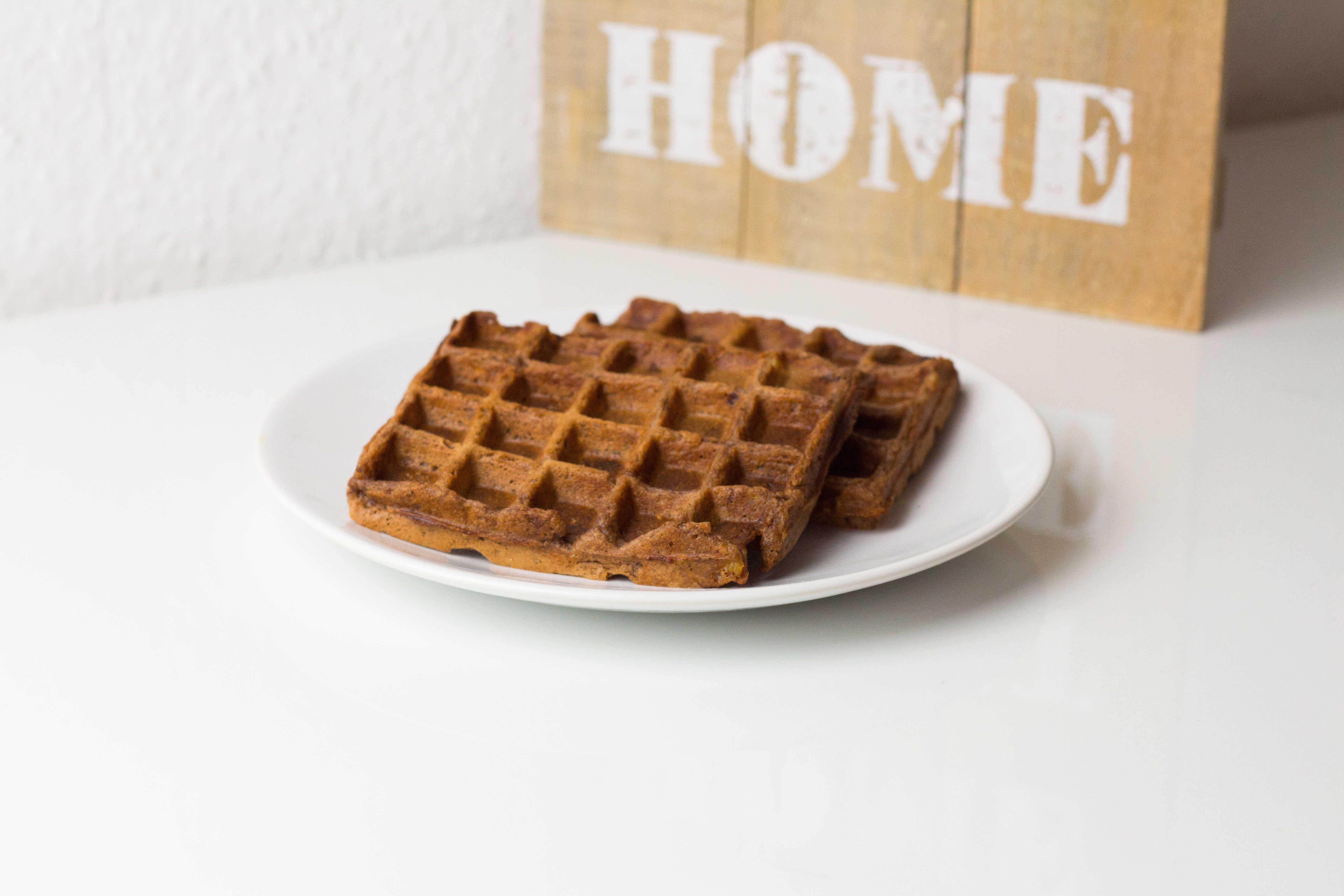 {#nomnomsguests} erdnussbutter-schokoladen-waffeln | mella von marsmaedchen (vegan)