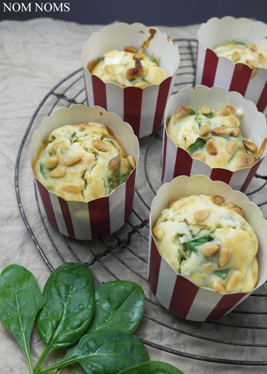 spinat-feta-muffins mit pinienkernen | spinach feta muffins with pine nuts (veggie/vegan)