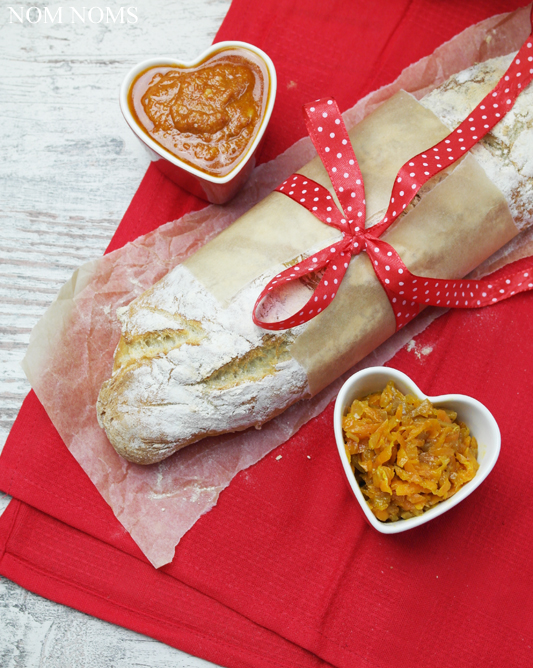 {liebe geht durch den magen} französisches baguette mit rotem pesto & möhren-feigen-chutney (gewinnspiel | reklame) ❤