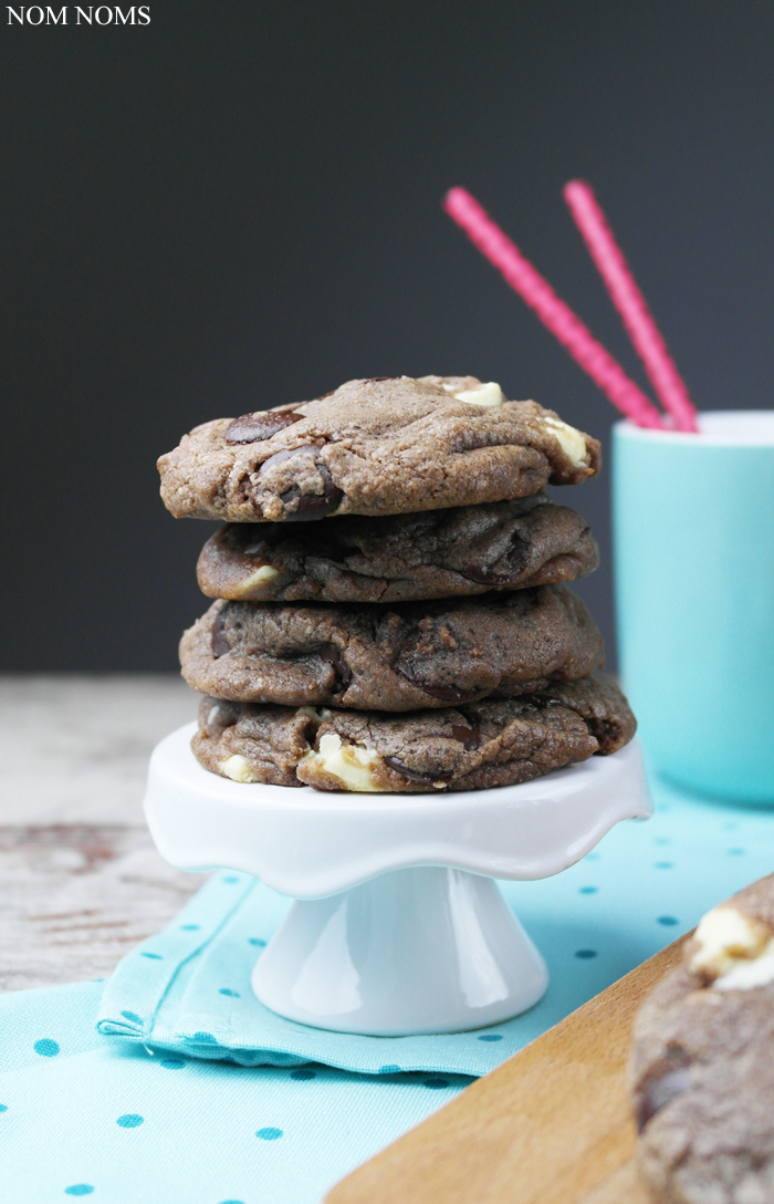 soft nutella double chocolate chip cookies (vegetarian & vegan) ❤