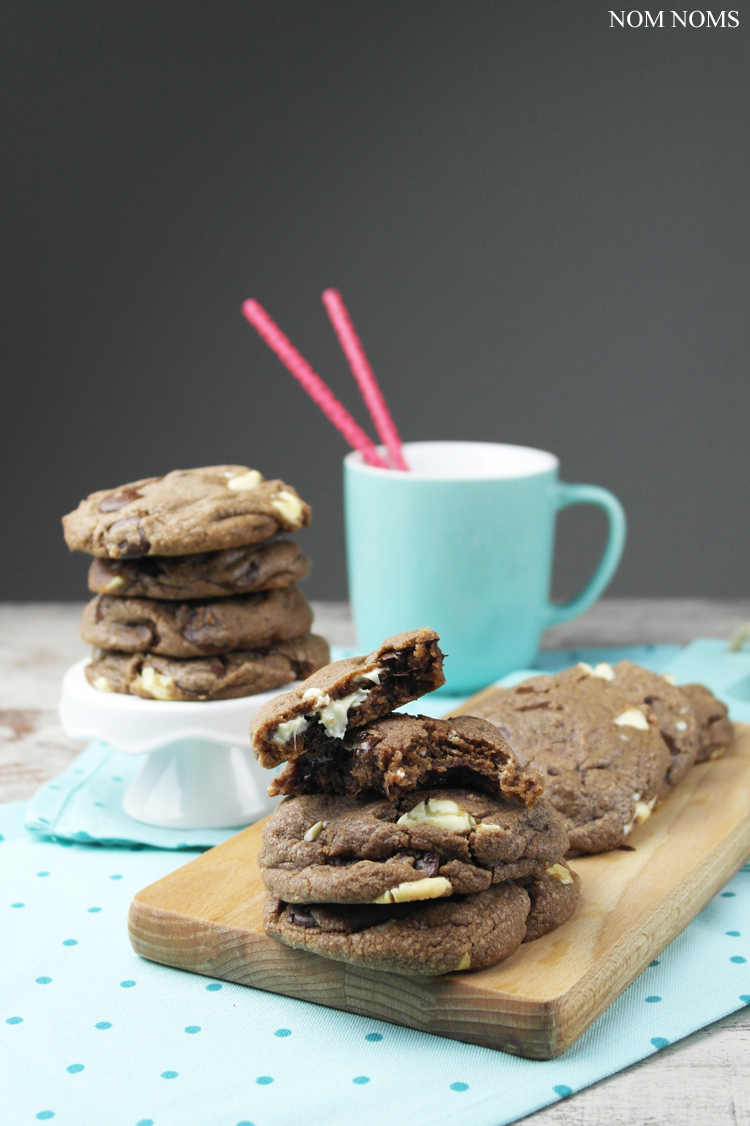 soft nutella double chocolate chip cookies (vegetarian & vegan) ❤