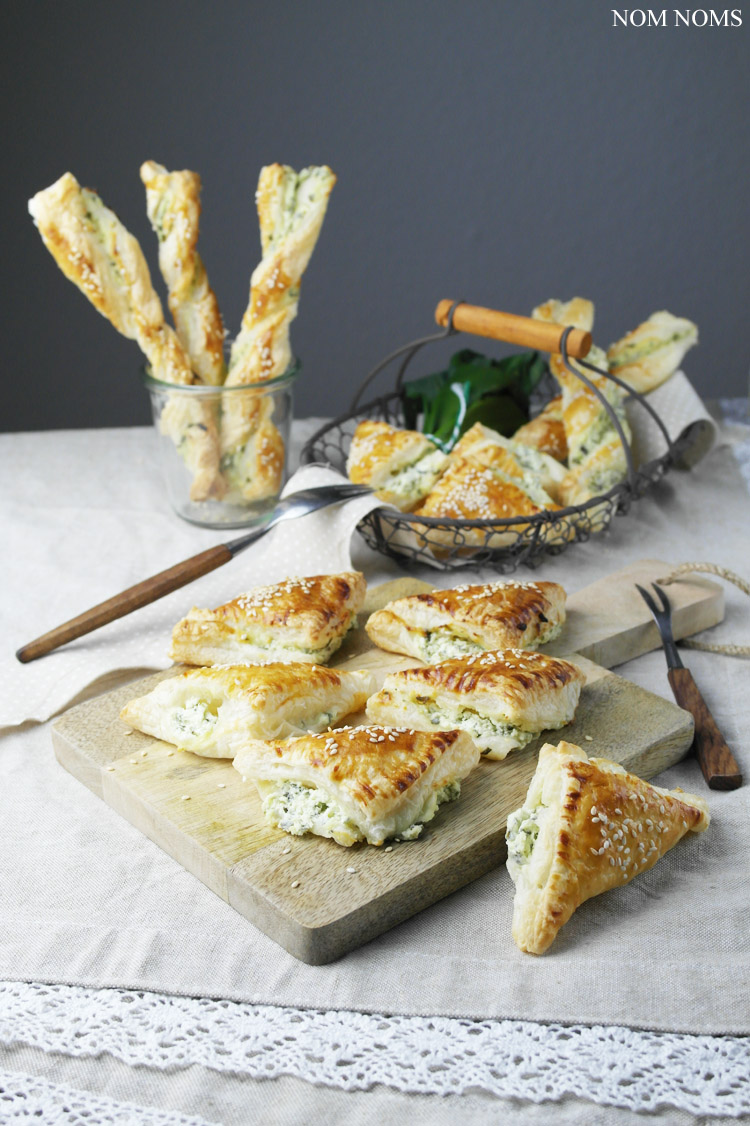 bärlauch-frischkäse im knusprigen blätterteig | wild garlic (ramson) cream cheese in cripsy puff pastry (vegetarian)