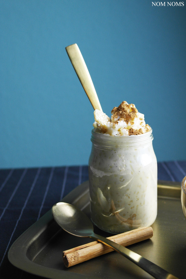{kulinarische entdeckungsreise: griechenland} griechischer milchreis mit zimt &amp; sesam-knusper | greek rice pudding with cinnamon &amp; sesame crunch