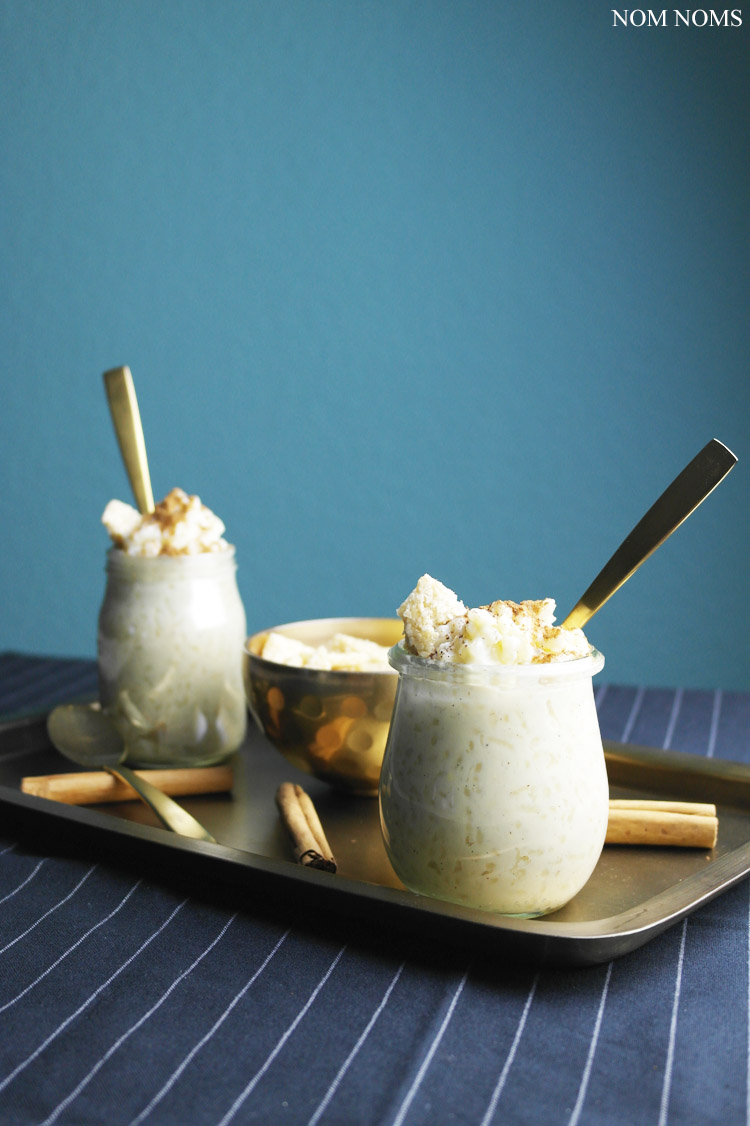 {kulinarische entdeckungsreise: griechenland} griechischer milchreis mit zimt &amp; sesam-knusper | greek rice pudding with cinnamon &amp; sesame crunch