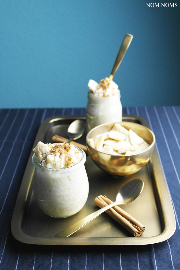 {kulinarische entdeckungsreise: griechenland} griechischer milchreis mit zimt &amp; sesam-knusper | greek rice pudding with cinnamon &amp; sesame crunch
