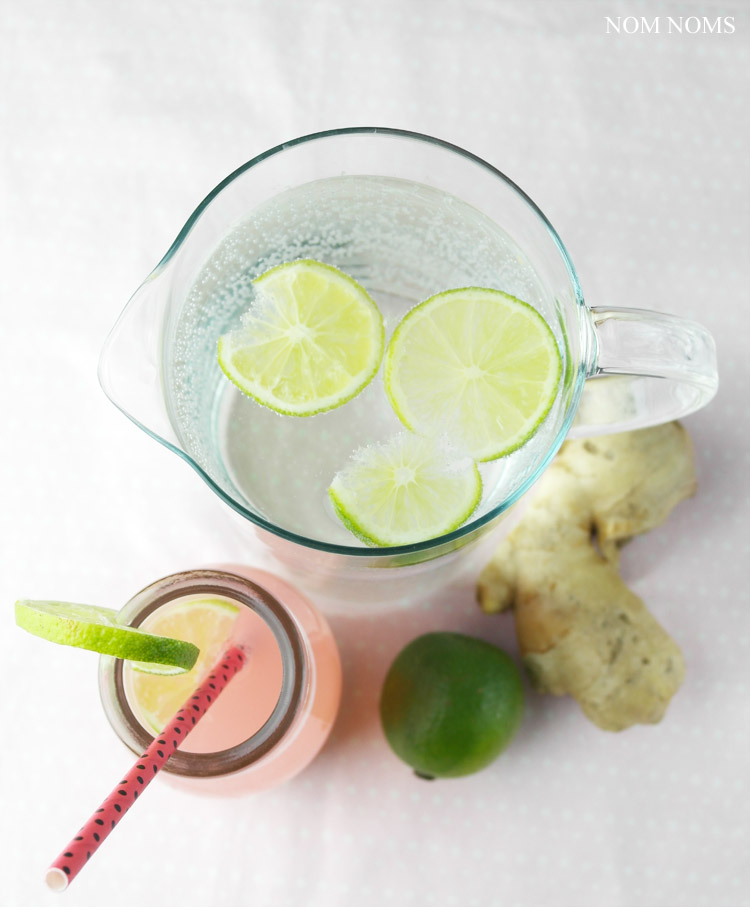 spritzige rhabarber limonade mit ingwer | fizzy rhubarb lemonade with ginger (vegan) ❤