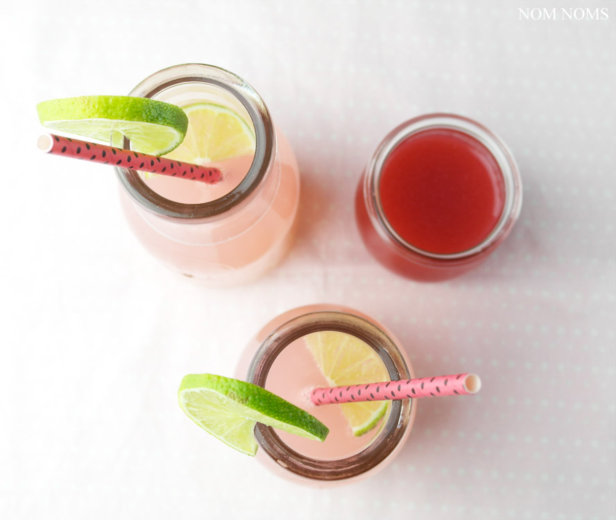 spritzige rhabarber limonade mit ingwer | fizzy rhubarb lemonade with ginger (vegan) ❤