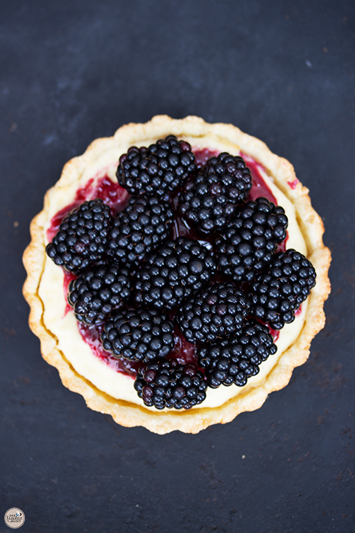 {#nomnomsguests} brombeer-tartelettes | sandra von das freulein backt (vegetarian) ❤
