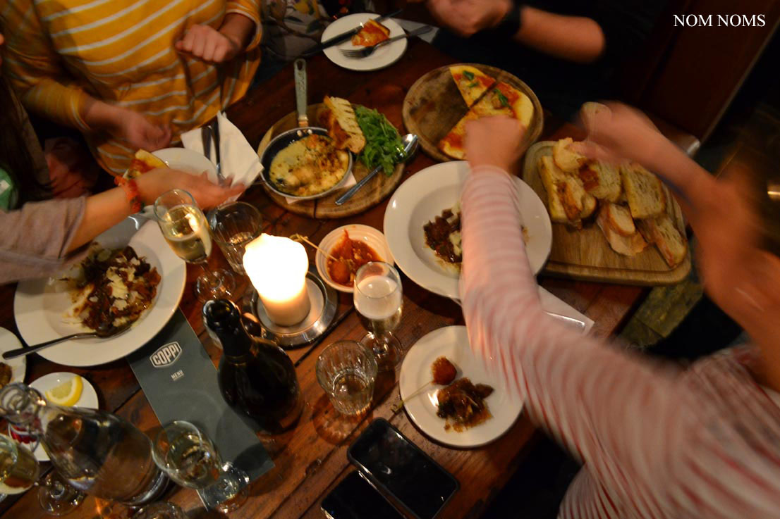 {travel-foodie} ein langes wochenende in belfast und nordirland: genießen, streetart und game of thrones