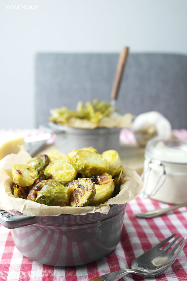 gerösteter rosenkohl aus dem ofen & geröstete grüne bohnen aus dem ofen | roasted Brussels sprouts from the oven & roasted green beans from the oven ❤