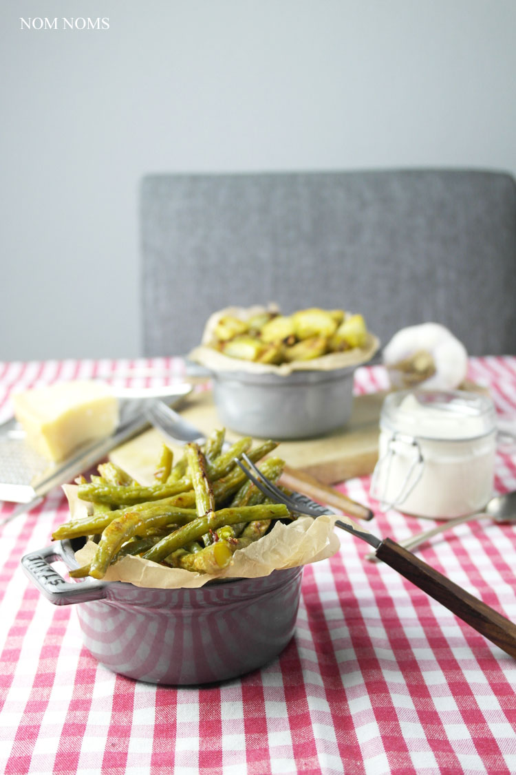 gerösteter rosenkohl aus dem ofen & geröstete grüne bohnen aus dem ofen | roasted Brussels sprouts from the oven & roasted green beans from the oven ❤