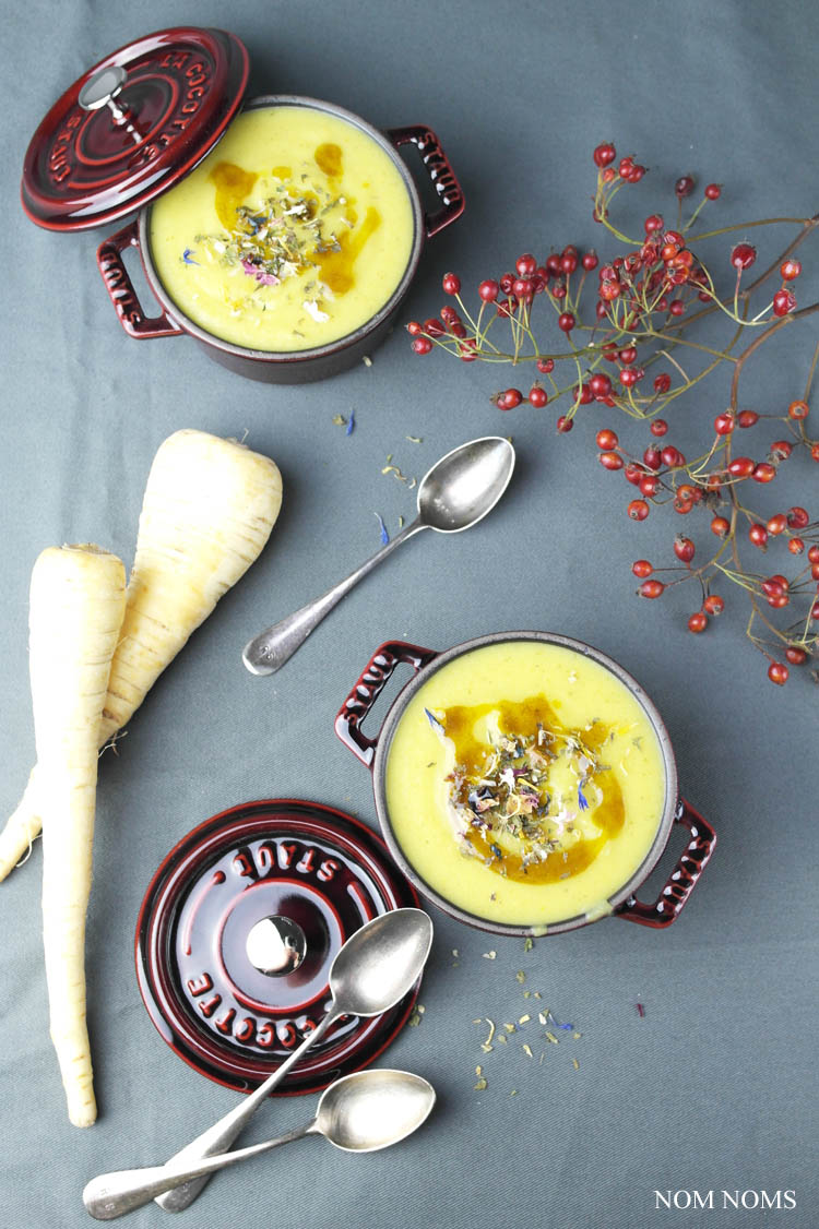 pastinakensuppe | parsnip soup (vegan) ❤