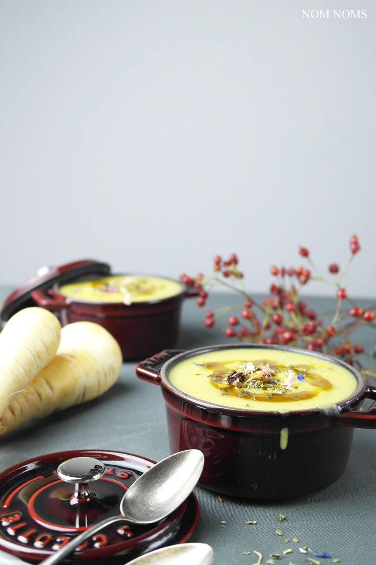 pastinakensuppe | parsnip soup (vegan) ❤