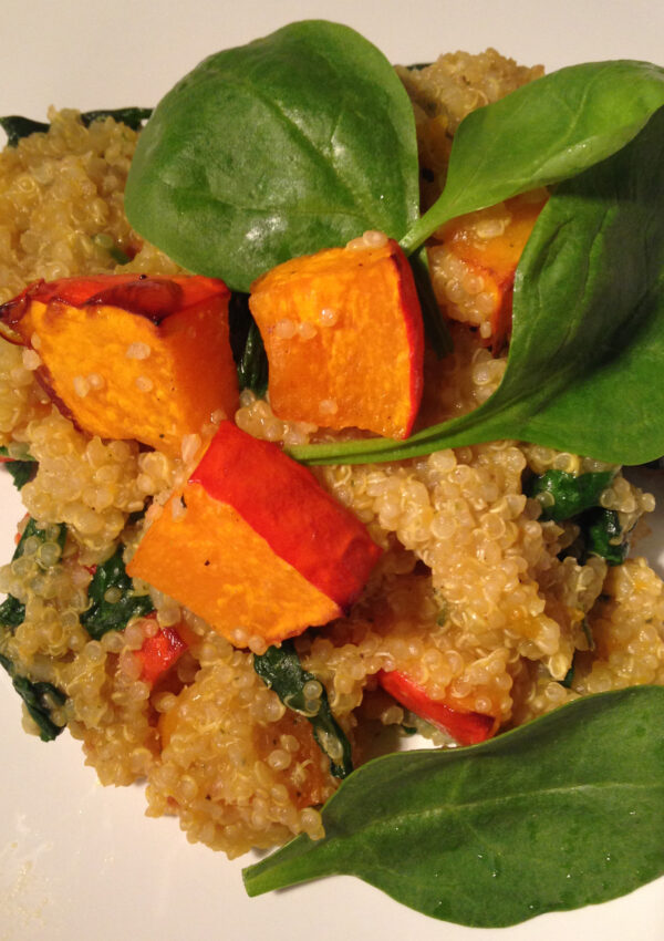 pfannenzeit: kürbis, babyspinat & quinoa (mit feta) | pan time: pumpkin, baby spinach & quinoa (with ewe’s cheese) ❤