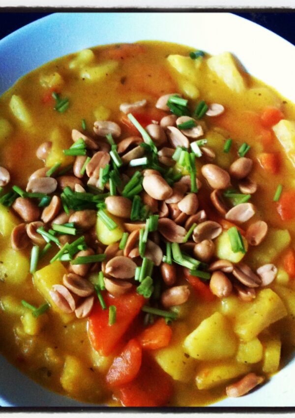 potato curry with peanuts ♥