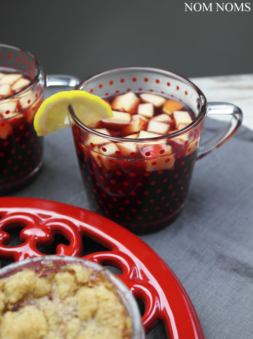 Würziger Glühwein-Apfel-Crumble mit Glühwein-Apfel-Punsch ❤