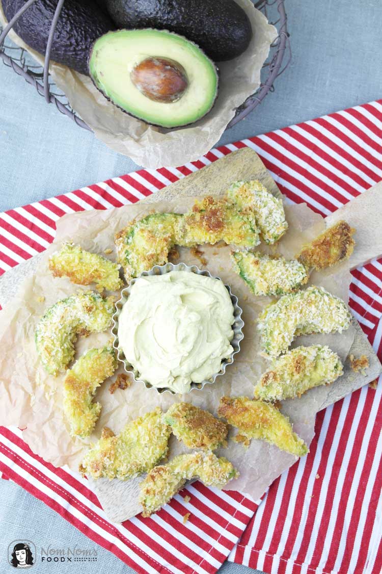 knusprige avocado pommes mit curry dip crispy avocado fries and curry dip