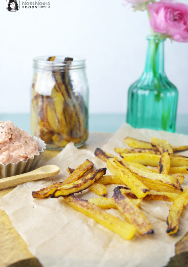 Kohlrabi Pommes mit Parmesan-Tomaten-Dip