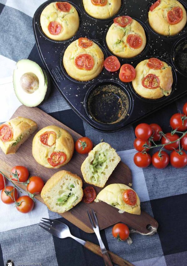 Perfekter Snack: Muffins mit Avocado-Käse-Füllung ❤