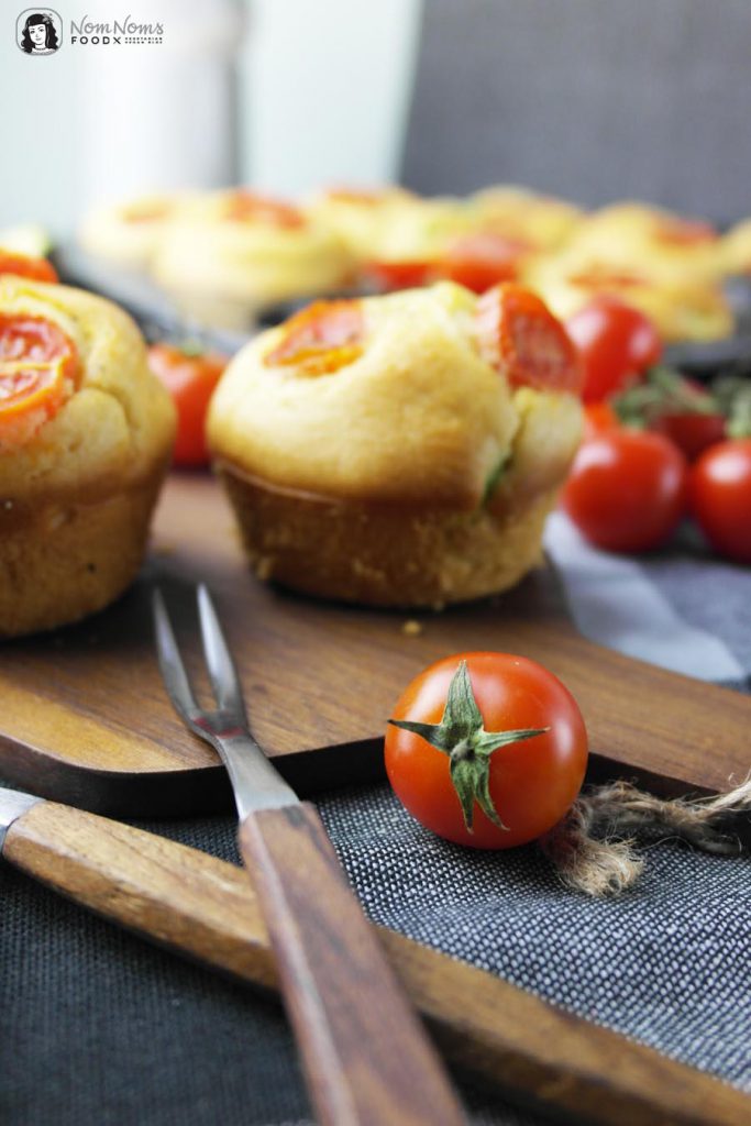 Perfekter Snack: Muffins mit Avocado-Käse-Füllung | Perfect Snack: Muffin stuffed with Avocado and Cheese