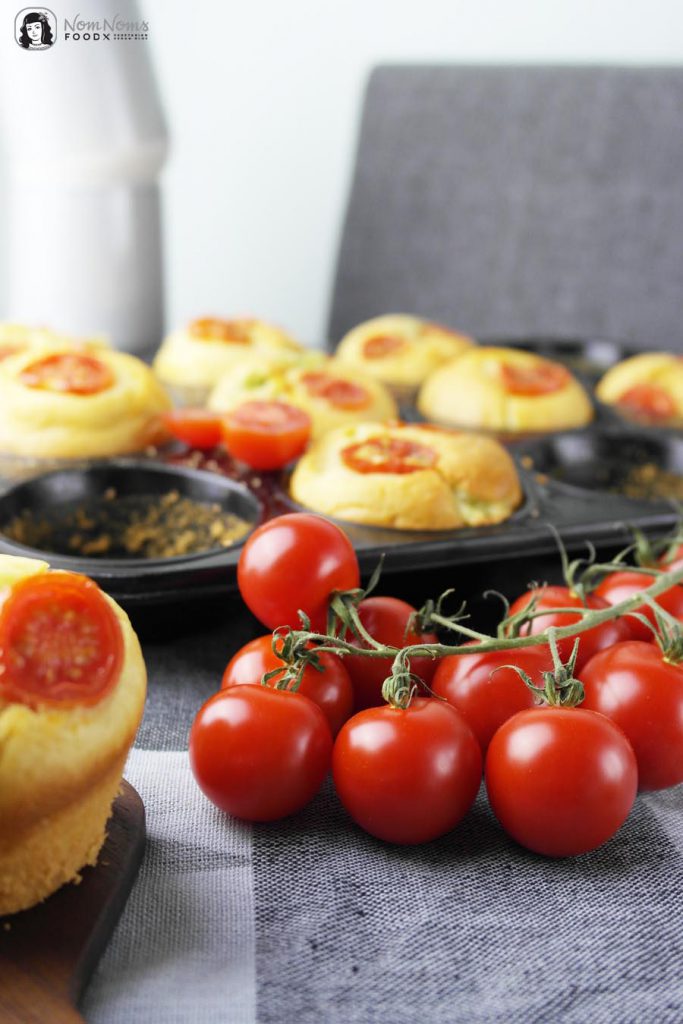 Perfekter Snack: Muffins mit Avocado-Käse-Füllung | Perfect Snack: Muffin stuffed with Avocado and Cheese
