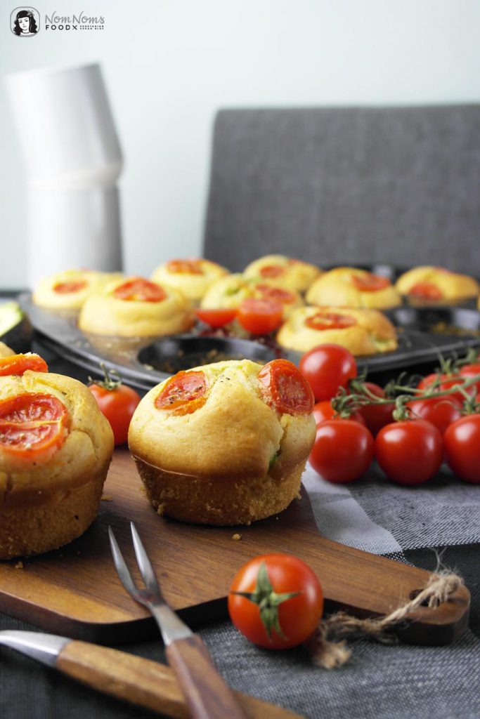 Perfekter Snack: Muffins mit Avocado-Käse-Füllung | Perfect Snack: Muffin stuffed with Avocado and Cheese