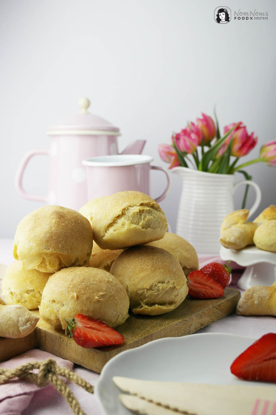 Marmeladen GLÜCK mit veganen Buttermilch-Brötchen