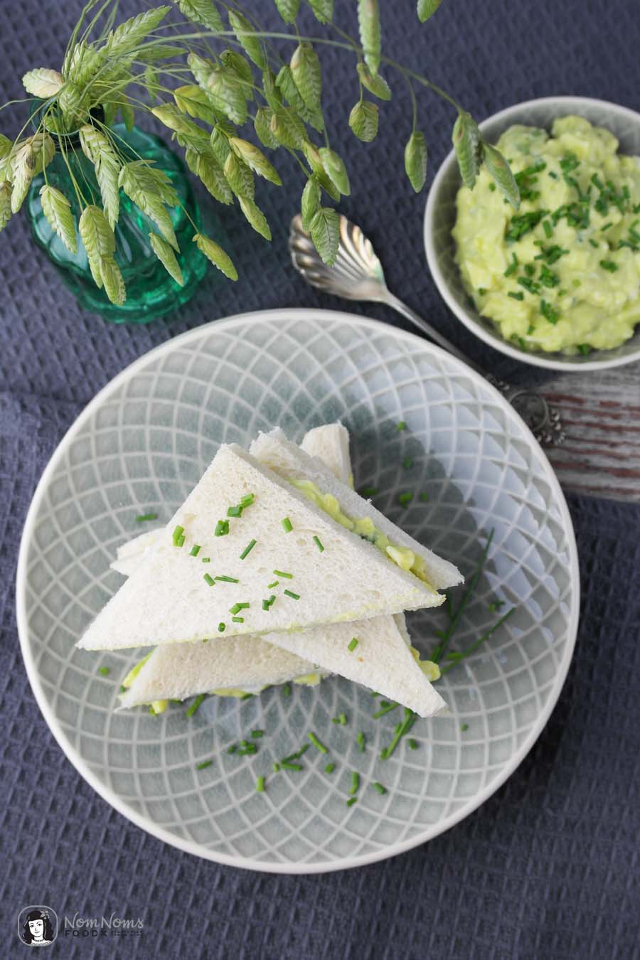 Avocado-Curry-Eiersalat Sandwich