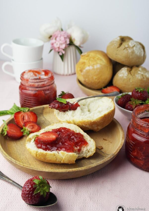 Erdbeer-Minze-Marmelade und Erdbeer-Holunderblüten-Marmelade ❤