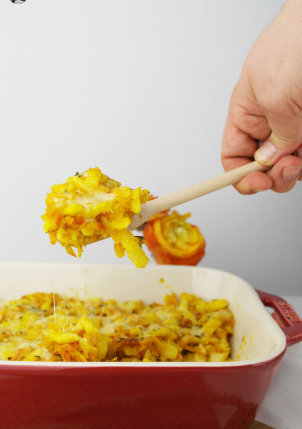 Kürbis-Käsespätzle mit Curry und Thymian ❤