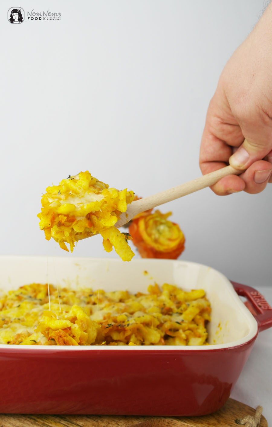 Kürbis-Käsespätzle mit Curry und Thymian