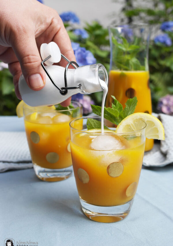 Erfrischender Mango-Eistee mit Kokosmilch ❤