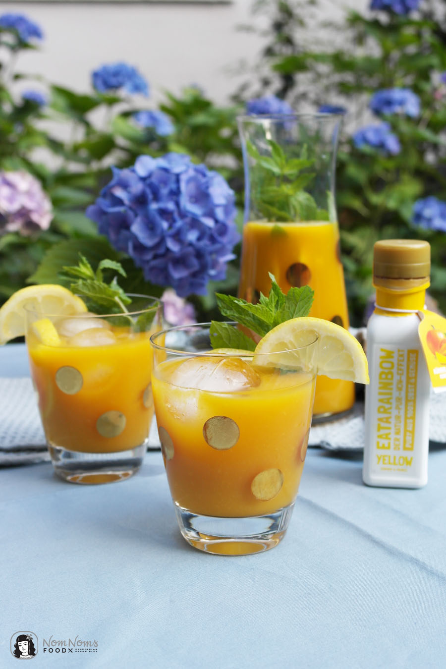 Erfrischender Mango-Eistee mit Kokosmilch vegan