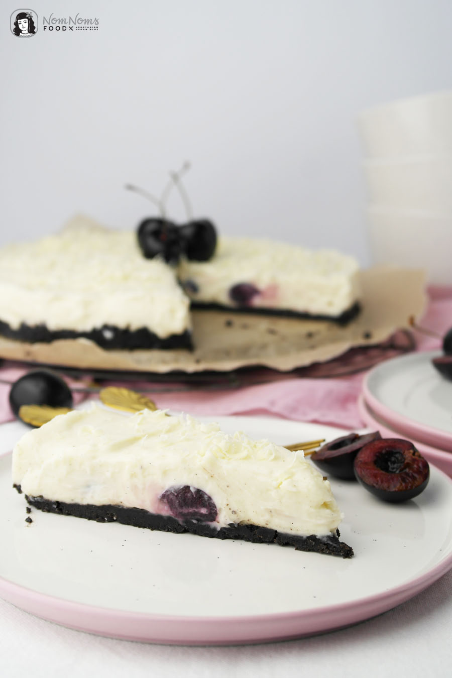 Weiße Schokolade Käsekuchen mit Kirschen ohne Backen no bake Cheesecake