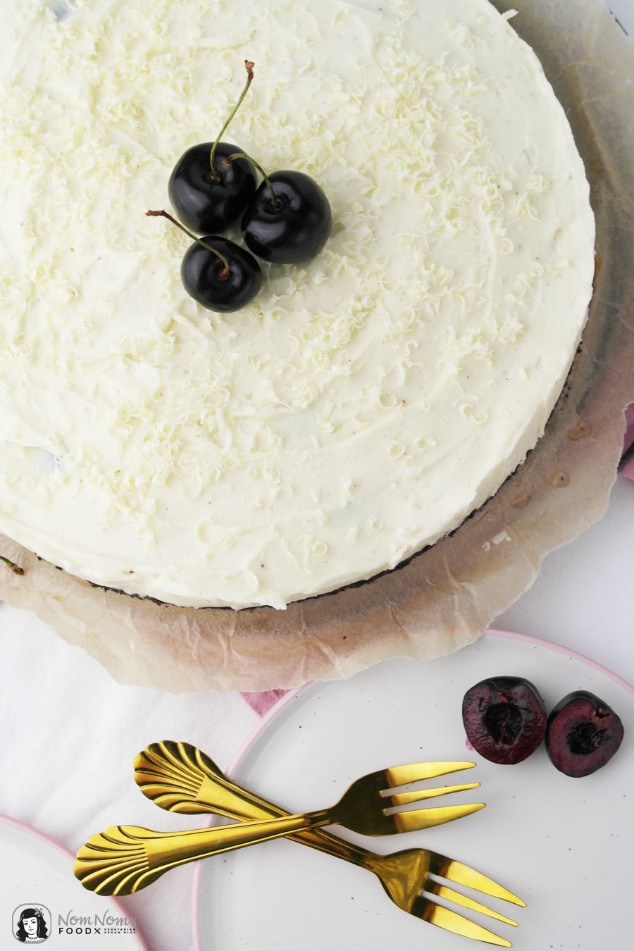 Weiße Schokolade Käsekuchen mit Kirschen ohne Backen no bake Cheesecake