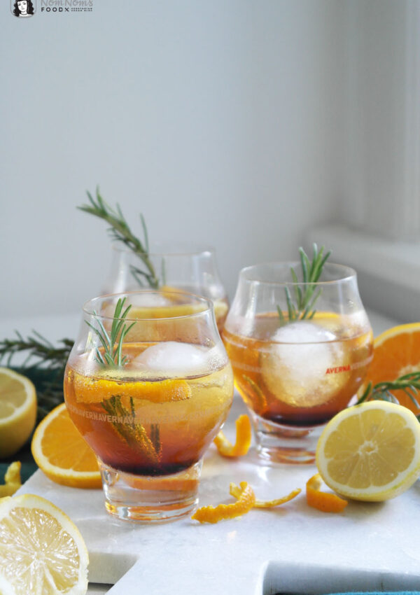 Kräuter Gin Tonic mit Averna und Rosmarin ❤