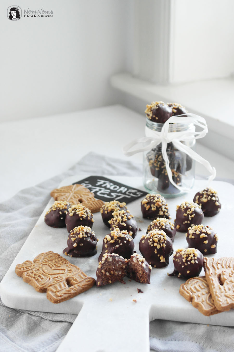 Knusprige Krokant-Spekulatius-Schokoladen-Pralinen