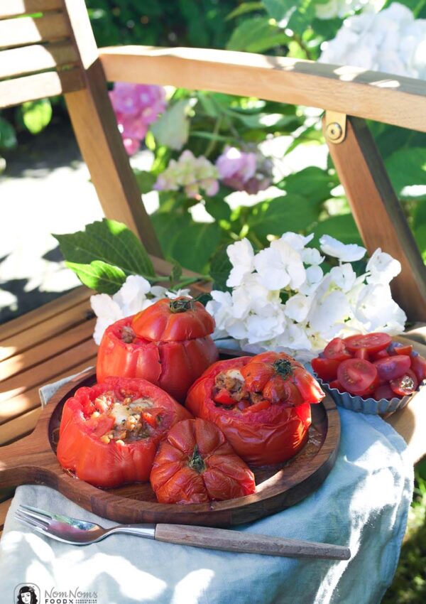 Grill-Tomate mit vegetarischer Hack-Tomaten-Käse-Füllung ❤