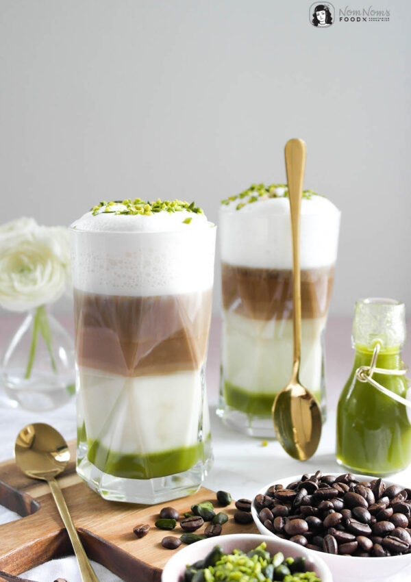 Kokos Pistazien Latte Macchiato mit selbst gemachtem Pistazien-Sirup (vegan) ❤