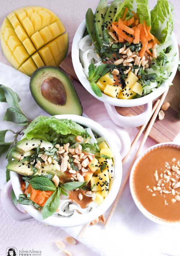 Vegane Sommerrollen Bowl mit Erdnuss-Chili-Soße | Summer Roll Bowl ❤