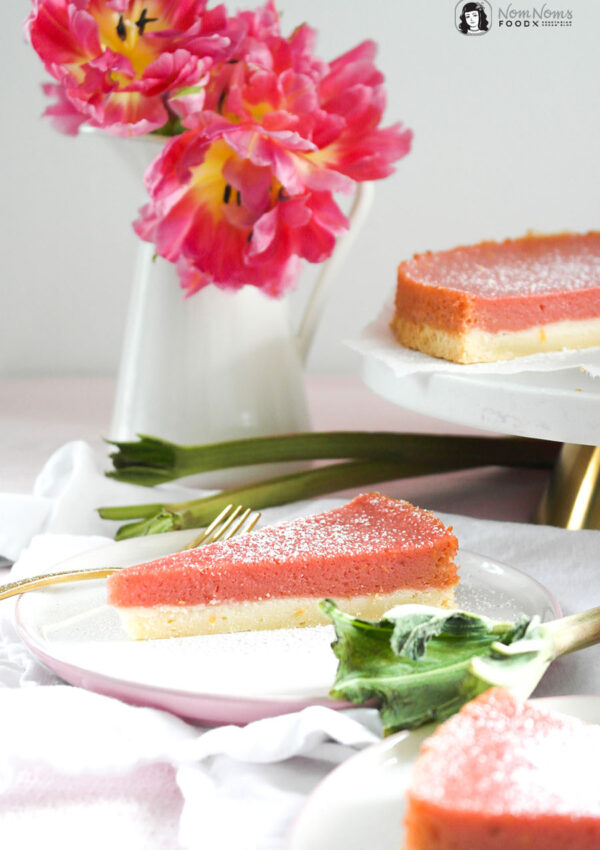 Einfacher Rhabarber-Kuchen mit Rhabarber Curd und Shortbread-Boden ❤