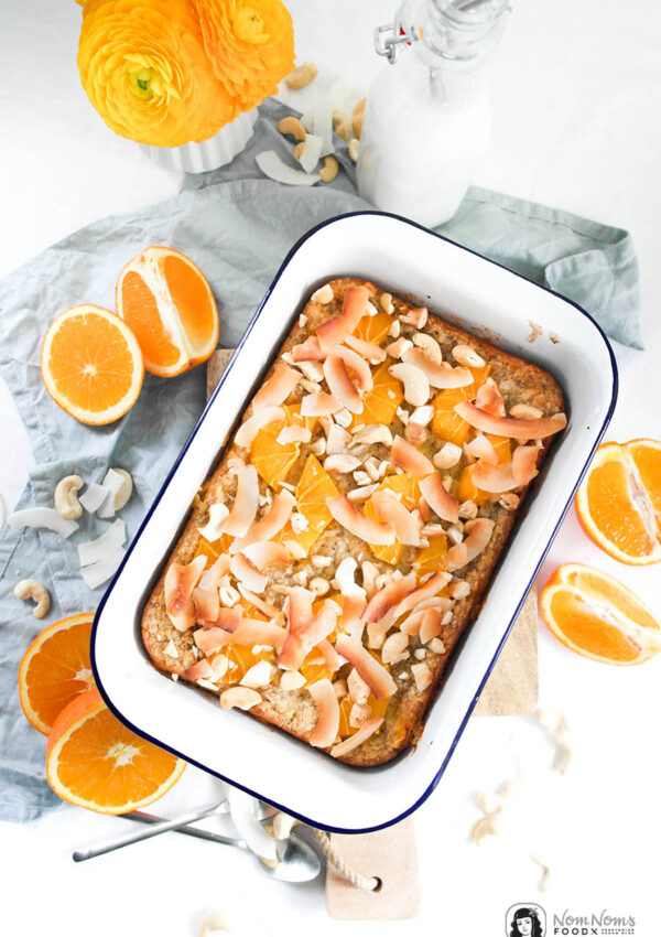 Veganer Haferflocken-Kokos-Frühstücksauflauf mit frischen Orangen ohne Zucker (Baked Oatmeal) ❤