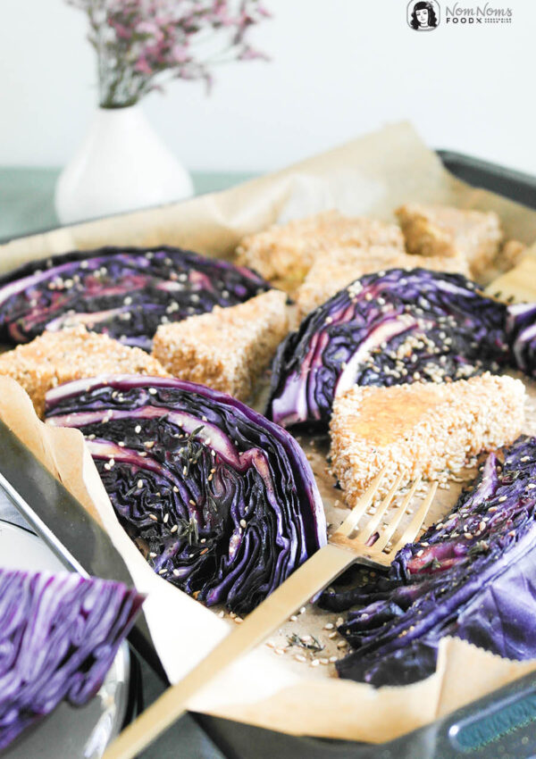 Gebackene Rotkohl-Spalten mit gebackenem Sesam-Feta aus dem Ofen ❤