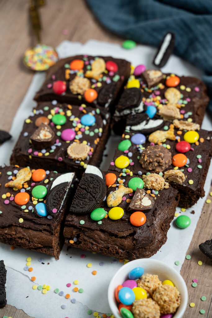 Candy Konfetti Brownies Geburtstagsfeier zu 10 Jahren Nom Noms food